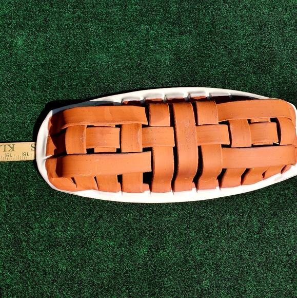 Lyn Bonde Bread Basket Server Woven Earthenware Dinner Table Kitchen Signed - Picture 9 of 11